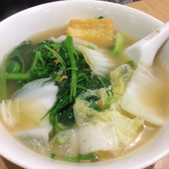 Yong Tau Foo @ Fu Lin Fried Yong Tofu from Food Republic on #foodmento http://foodmento.com/dish/5322