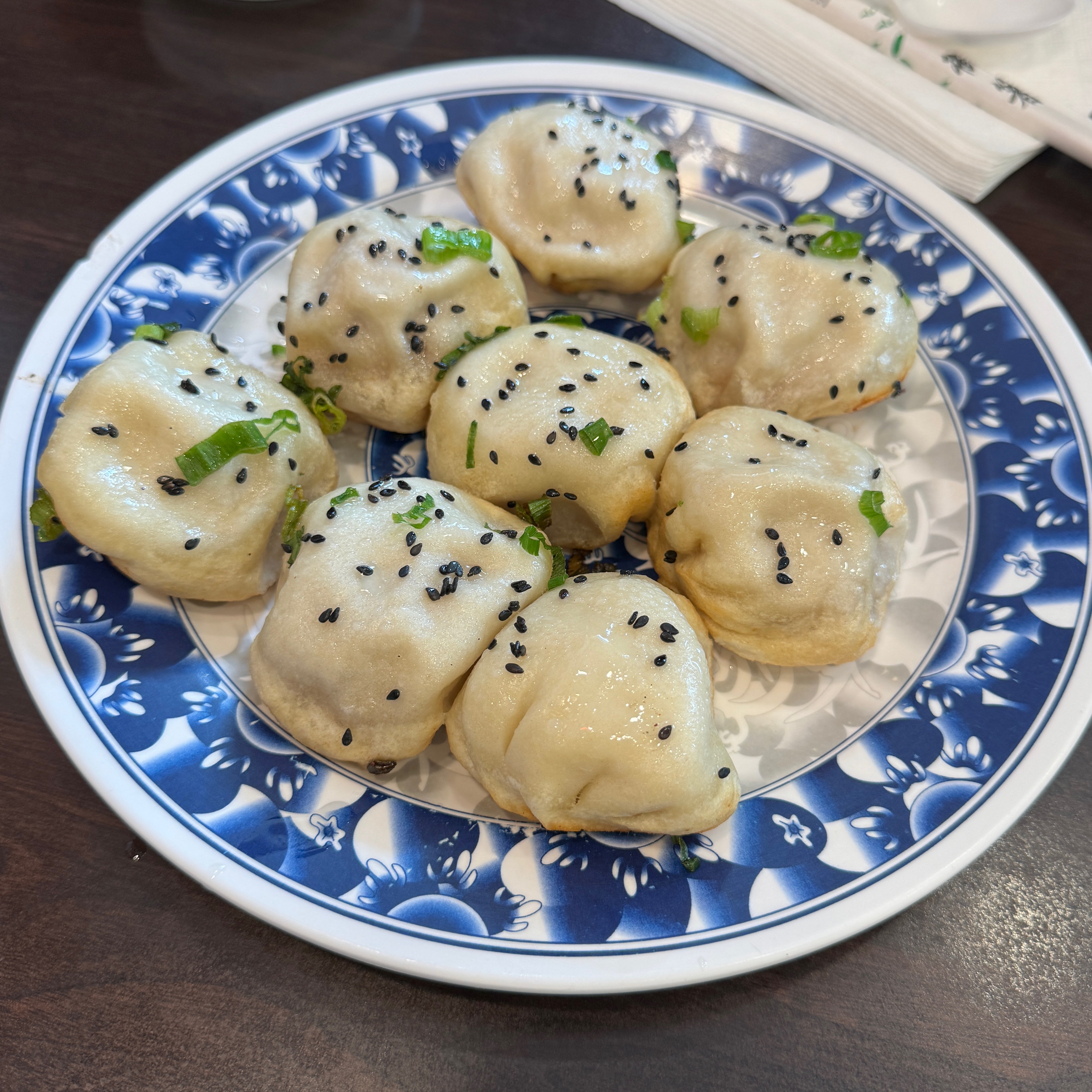 Shen Jiang Bao (Pan Fried Dumpling) $12 at Kang Kang Food Court - Shau May on #foodmento http://foodmento.com/place/10588