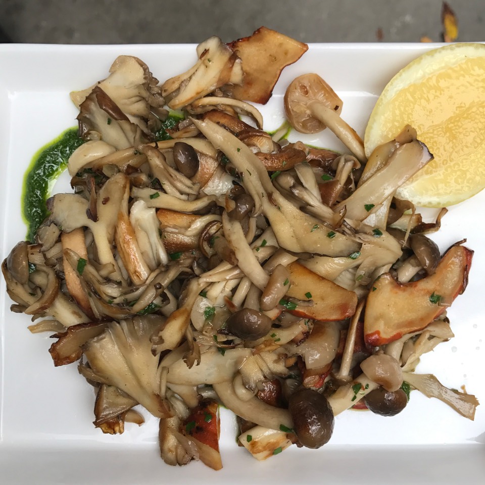 Setas (Seasonal Wild Mushrooms) from Amada (CLOSED) on #foodmento http://foodmento.com/dish/40915