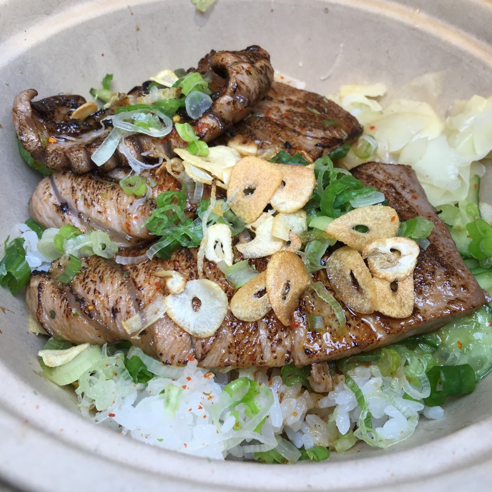 Seared Toro Suji Bowl (Limited) from Chikarashi on #foodmento http://foodmento.com/dish/39615