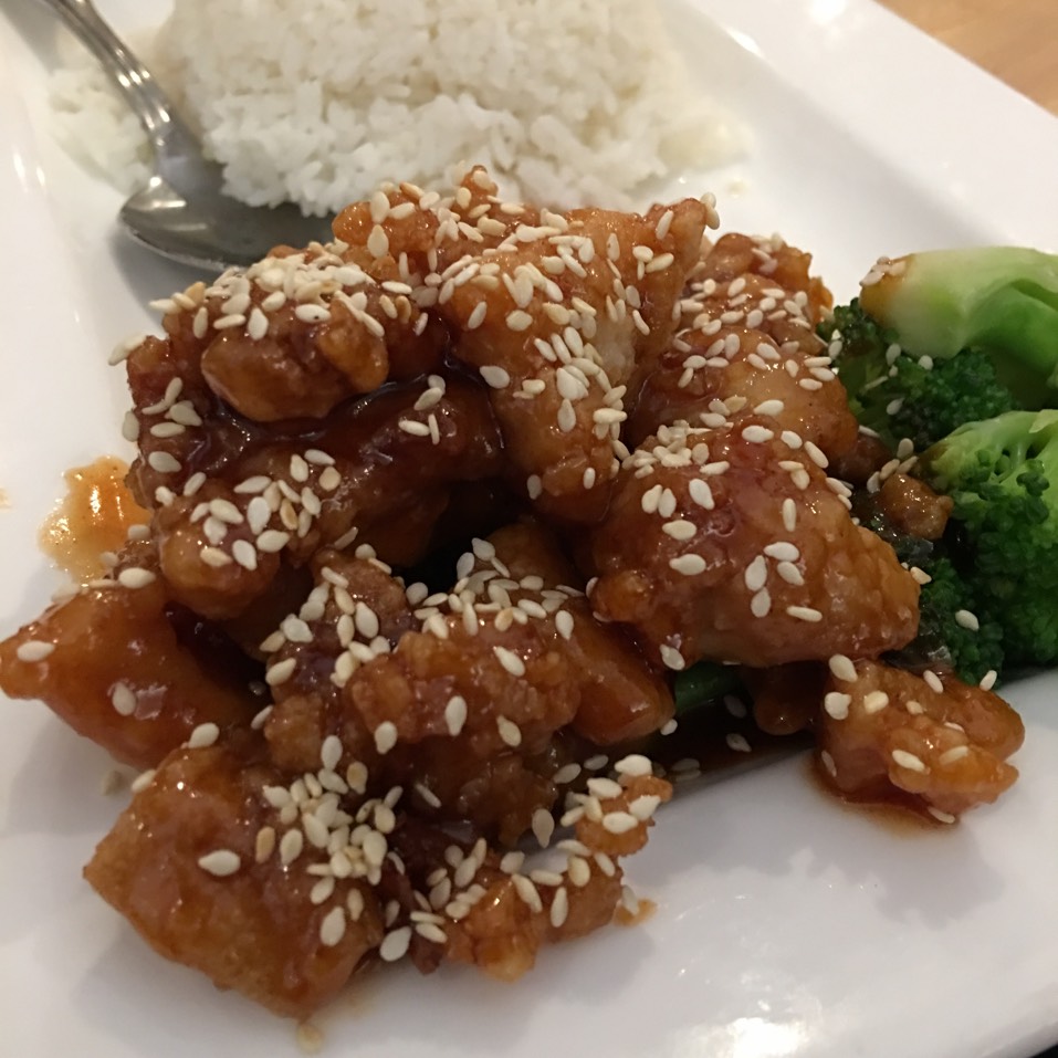 Sesame Chicken at Wok Wok Southeast Asian Kitchen 勇記 on #foodmento http://foodmento.com/place/10670