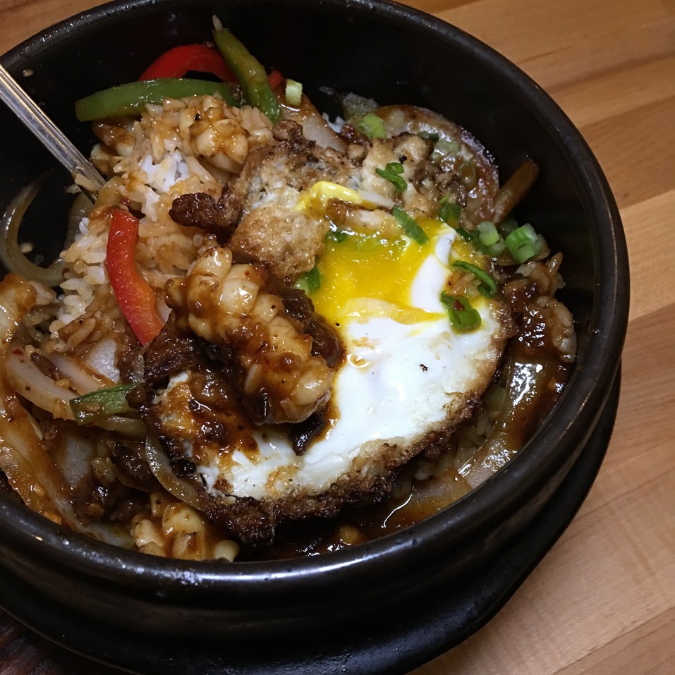 Squid Fiery Sambal Stone Bowl Rice at Wok Wok Southeast Asian Kitchen 勇記 on #foodmento http://foodmento.com/place/10670