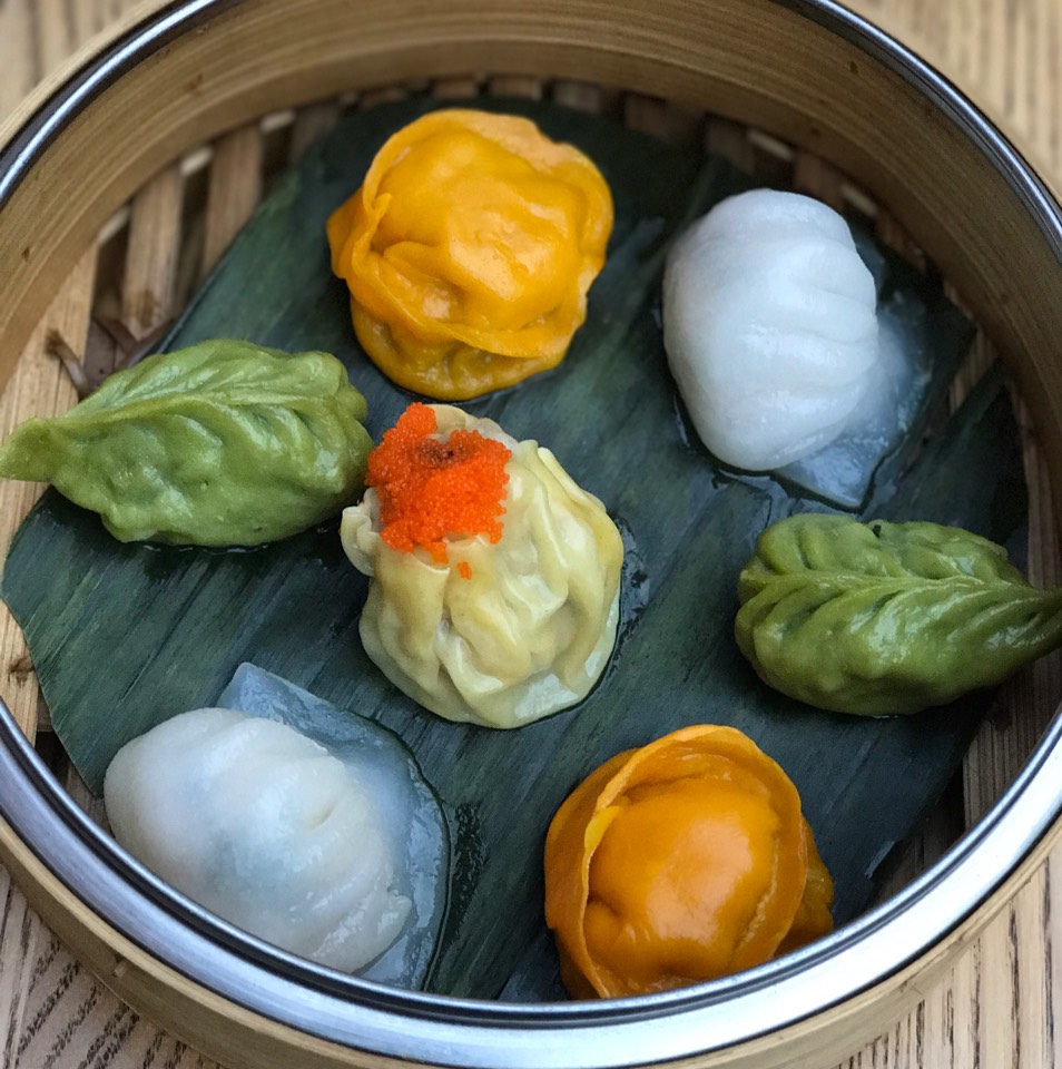 Dim Sum Platter (7 piece Assorted Dumplings) at Carma East (CLOSED) on #foodmento http://foodmento.com/place/10955