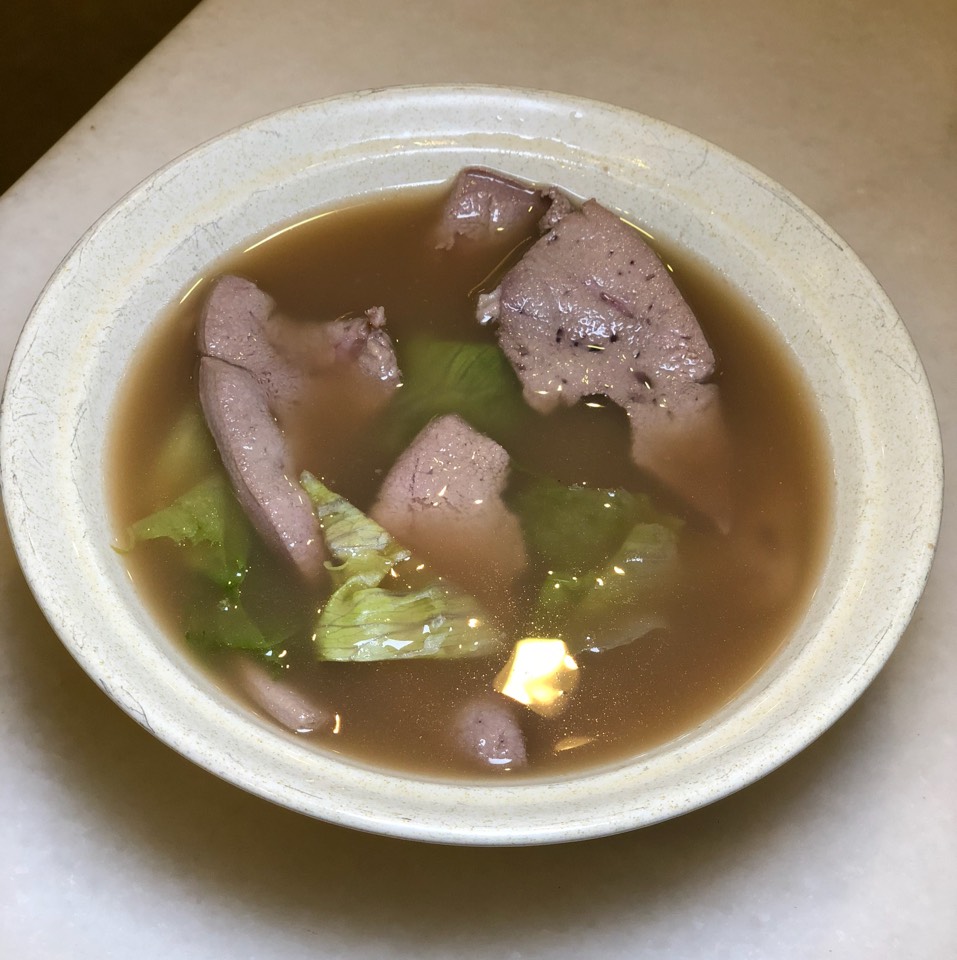 Blanched Pig Liver at Ng Ah Sio Bak Kut Teh 黄亚细肉骨茶 (CLOSED) on #foodmento http://foodmento.com/place/1098