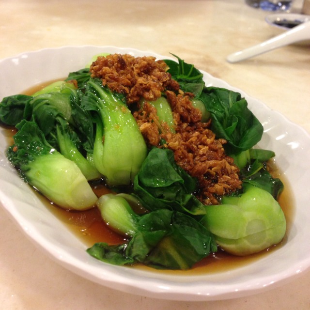 Blanched Xiao Bai Cai from Ng Ah Sio Bak Kut Teh 黄亚细肉骨茶 (CLOSED) on #foodmento http://foodmento.com/dish/4773