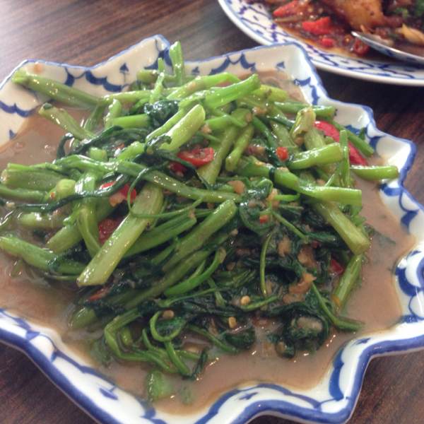 Kang Kong at E-Sarn Thai Cuisine on #foodmento http://foodmento.com/place/10