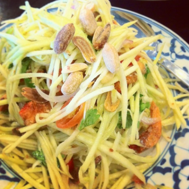 Mango Salad at E-Sarn Thai Cuisine on #foodmento http://foodmento.com/place/10