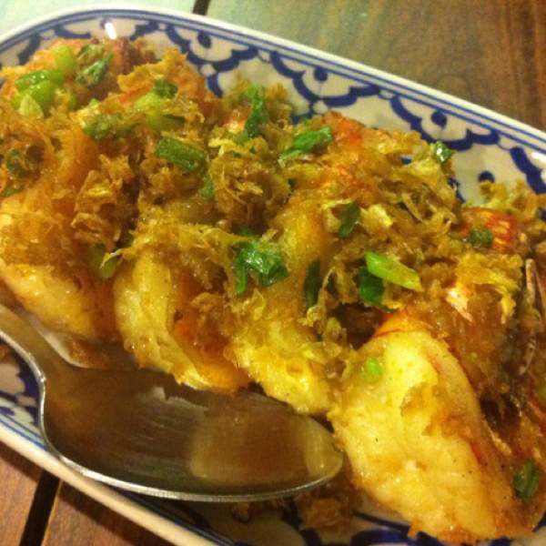 Fried Prawns at E-Sarn Thai Cuisine on #foodmento http://foodmento.com/place/10