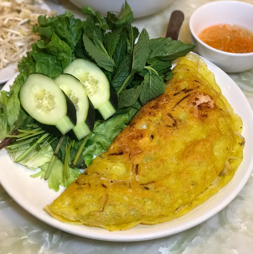 Banh Xeo (Vietnamese Crepe) at Tank Noodle on #foodmento http://foodmento.com/place/11227