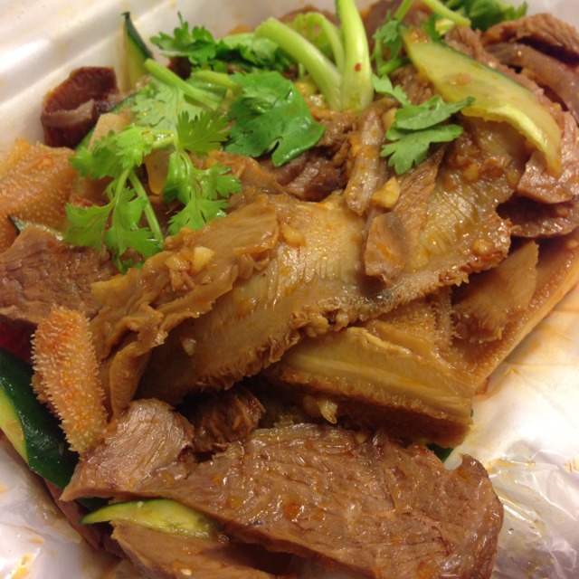 Sichuan Style Beef at 北京能人聚 (Beijing Nenrenju) CLOSED on #foodmento http://foodmento.com/place/1124