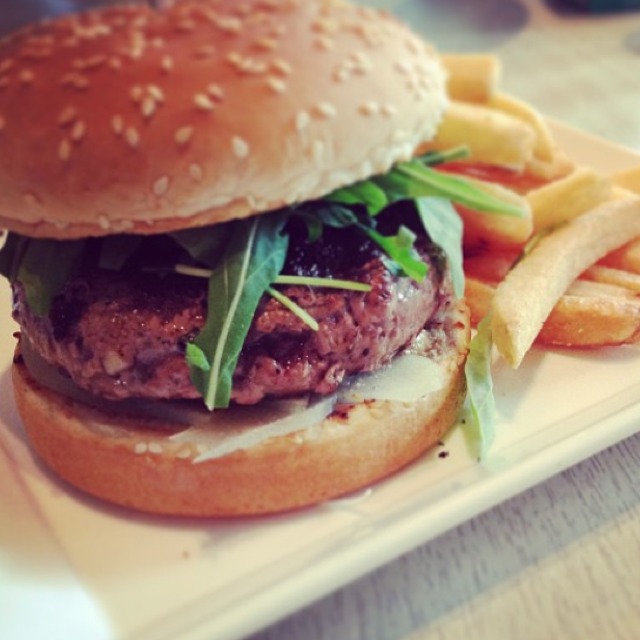 Wild Rocket Burger at relish by wildrocket on #foodmento http://foodmento.com/place/1126