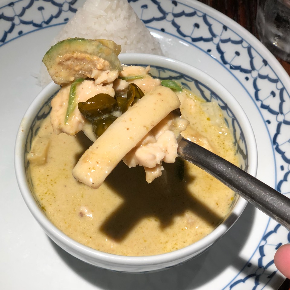 Green Curry With Chicken at Thai Villa on #foodmento http://foodmento.com/place/11285