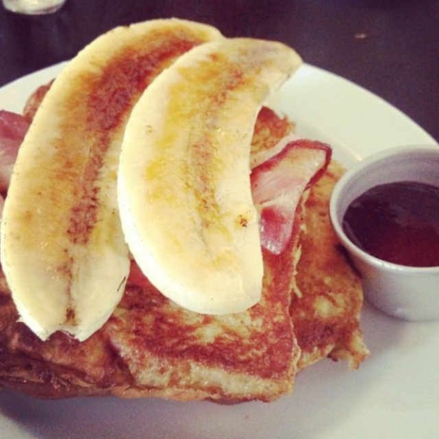 Brioche French Toast (Bananas, Smoked Bacon) at Riders Cafe on #foodmento http://foodmento.com/place/1128