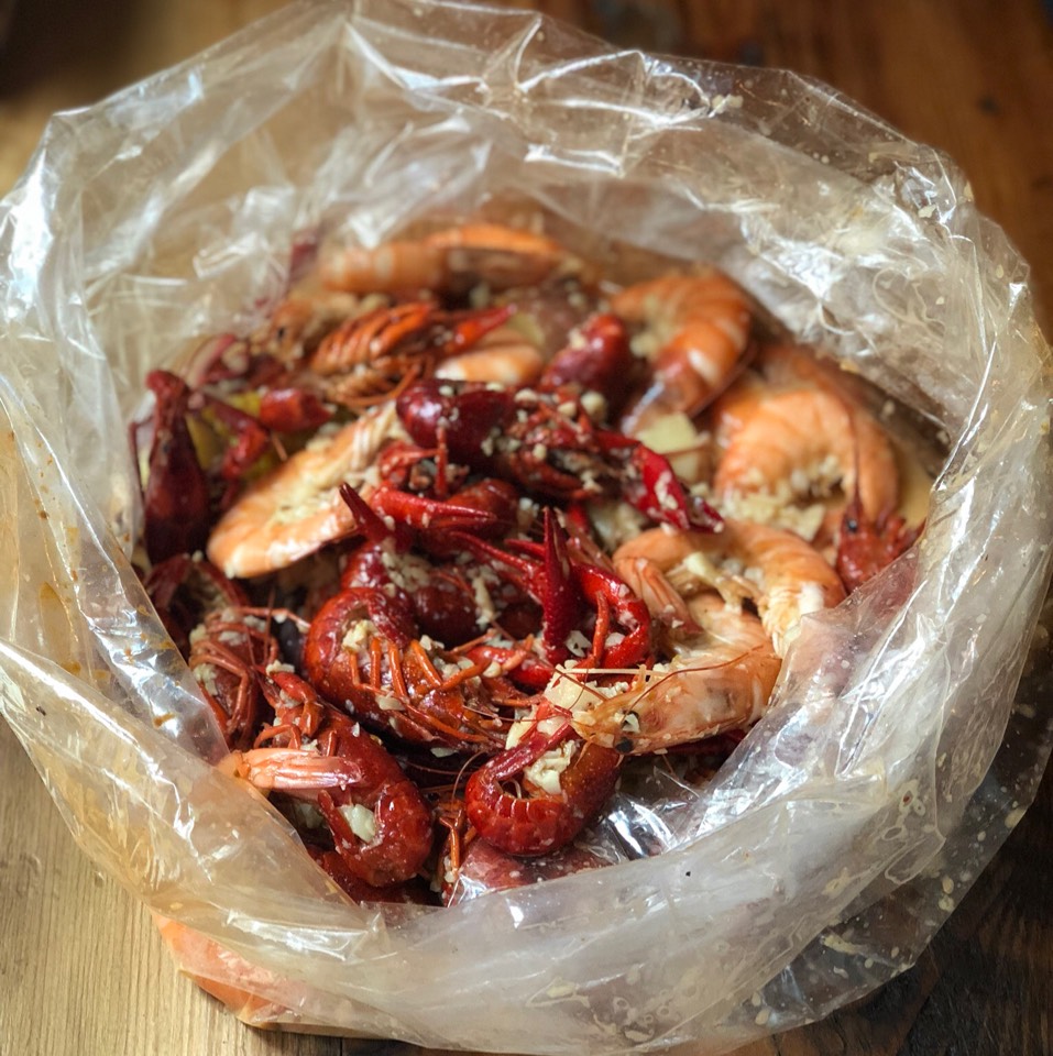 1 lb Crawfish & 1 lb Shrimp Boil at The Boil on #foodmento http://foodmento.com/place/11306