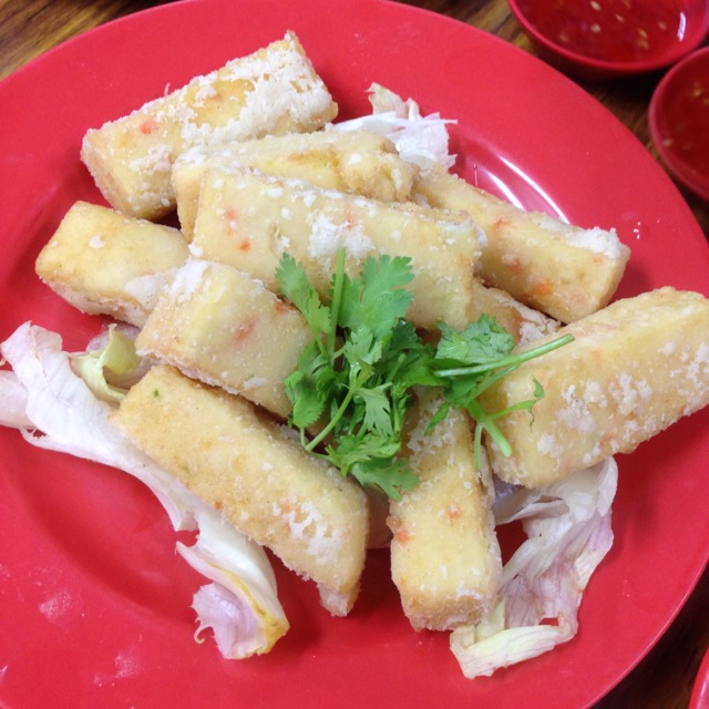 Special Homemade Beancurd from Nan Hwa Chong Fish-Head Steamboat Corner (南华昌亚秋鱼头炉) on #foodmento http://foodmento.com/dish/4421