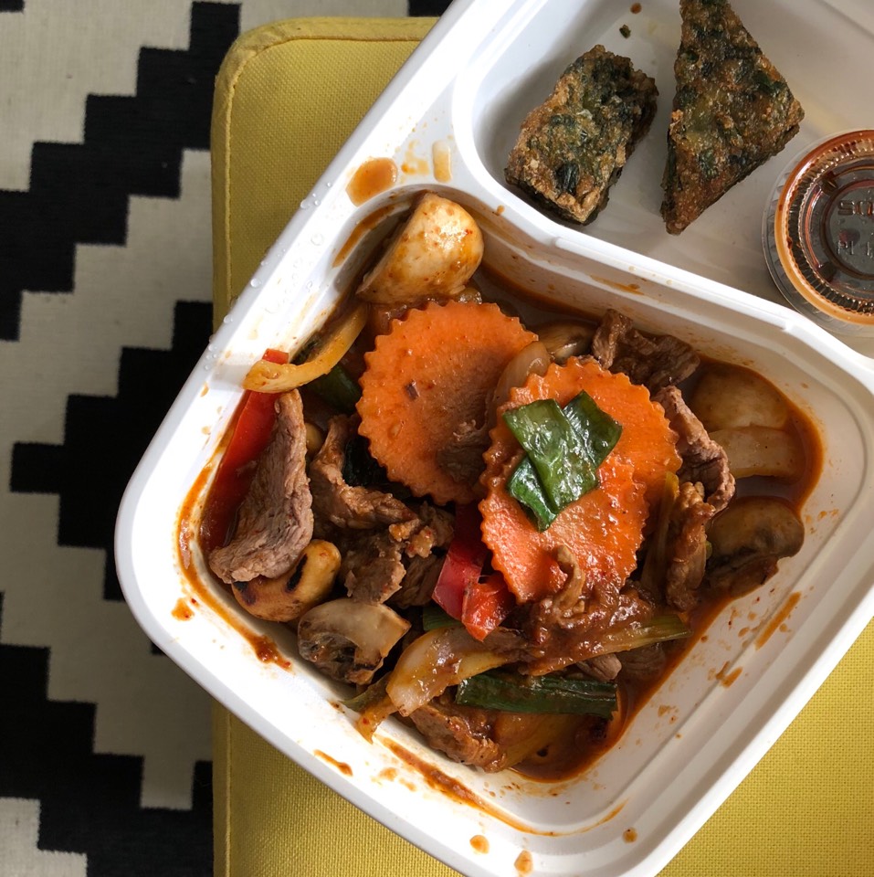 Cashew King With Beef Lunch at Esanation (CLOSED) on #foodmento http://foodmento.com/place/11358
