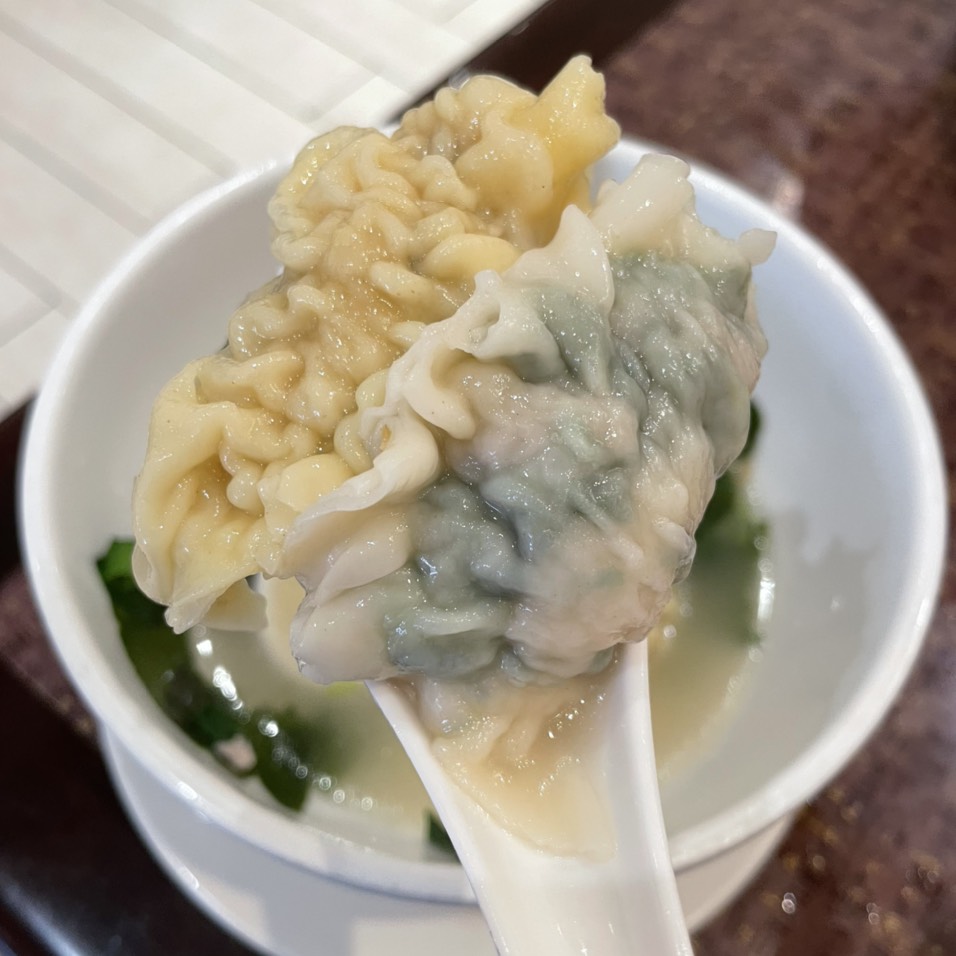 Three Flavored Dumpling With Bone Soup $11 at Wu's Wonton King on #foodmento http://foodmento.com/place/11360