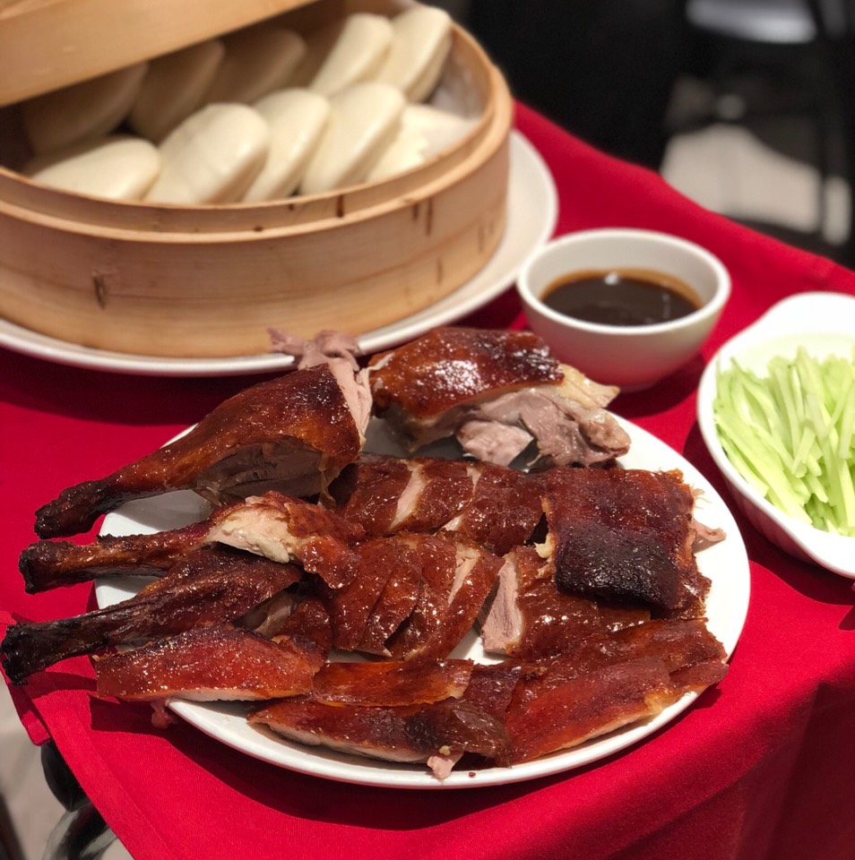 Peking Duck Whole from Wu's Wonton King on #foodmento http://foodmento.com/dish/44791