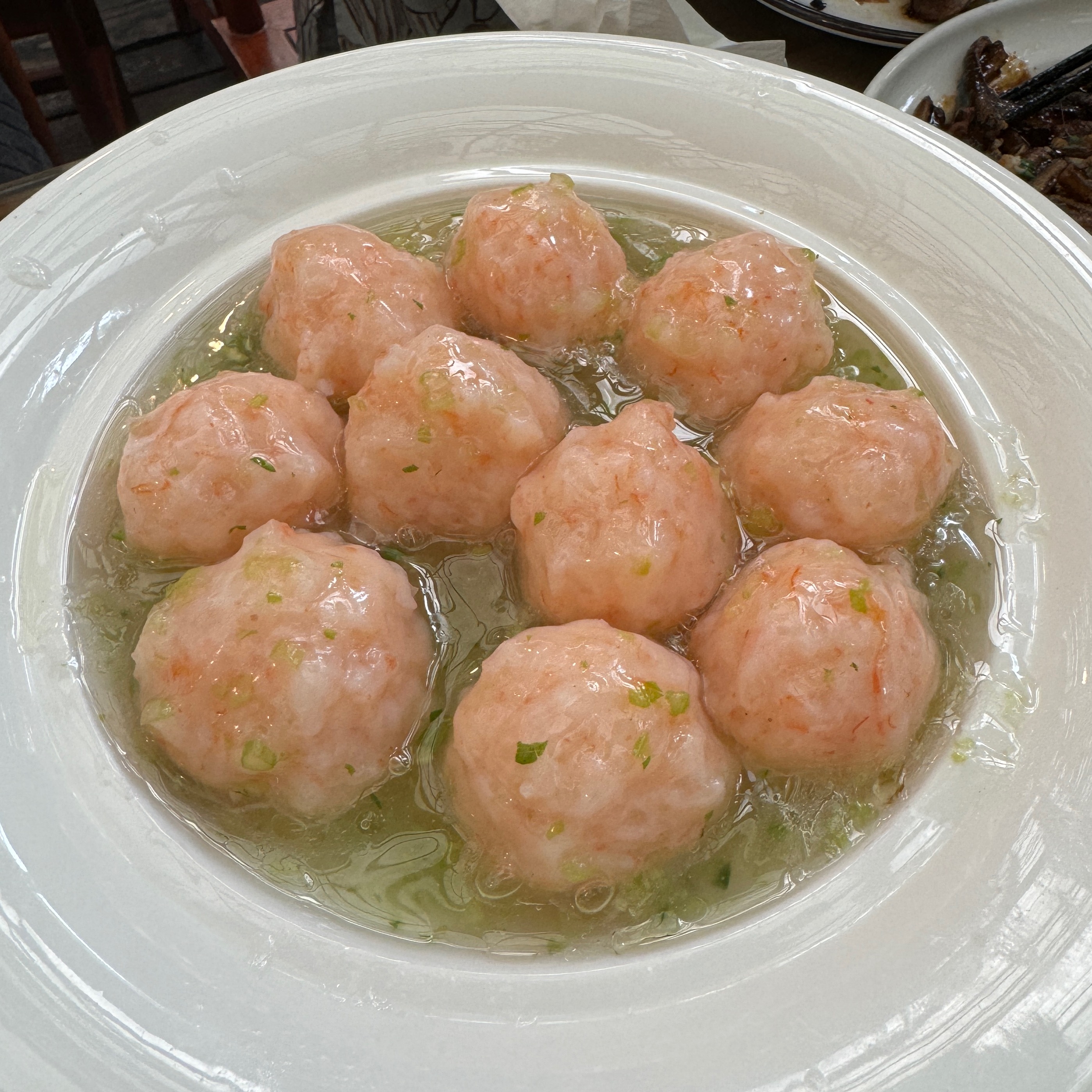 Shrimp Balls at 联怡枇杷生态园 on #foodmento http://foodmento.com/place/11449