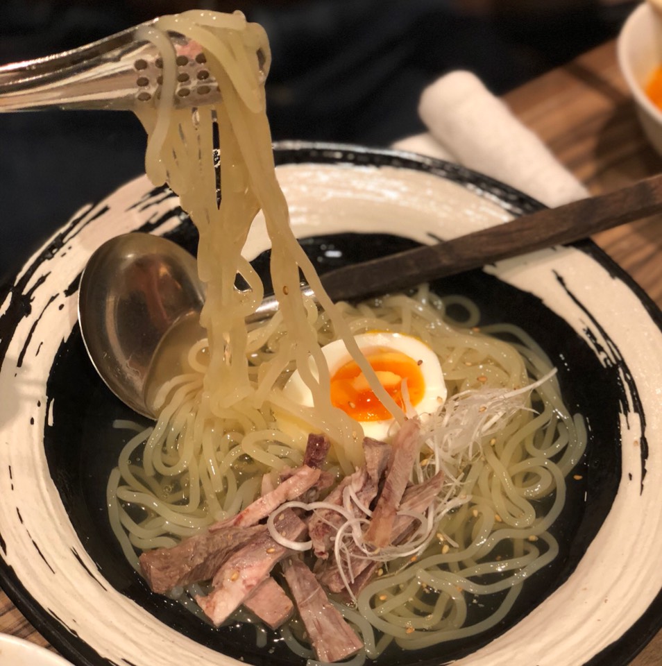 Cold Noodles at 焼肉 ジャンボ 本郷店 はなれ on #foodmento http://foodmento.com/place/11485