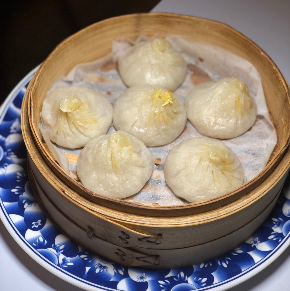 Soup Dumplings (Pork & Crabmeat XLB) on #foodmento http://foodmento.com/dish/44440