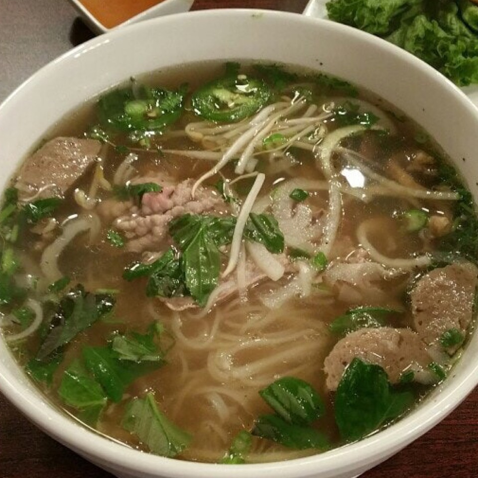 Pho Noodle Soup from Uptown Pho on #foodmento http://foodmento.com/dish/45394