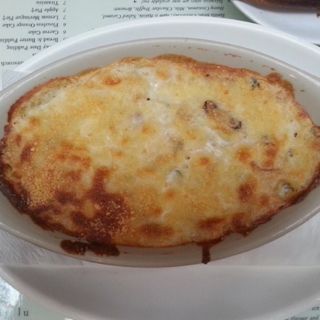 Chicken & Mushroom Baked Rice at Wimbly Lu Chocolates on #foodmento http://foodmento.com/place/1181