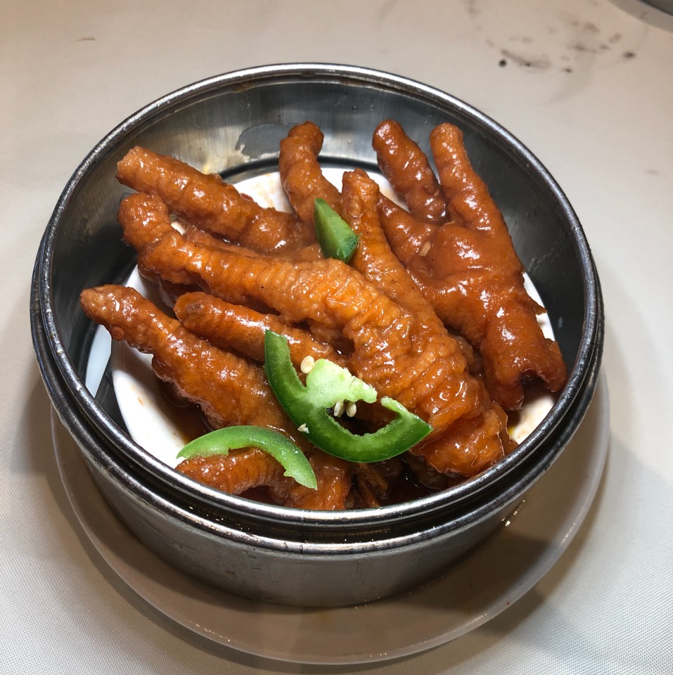 Steamed Chicken Feet from Lunasia Chinese Cuisine on #foodmento http://foodmento.com/dish/48678