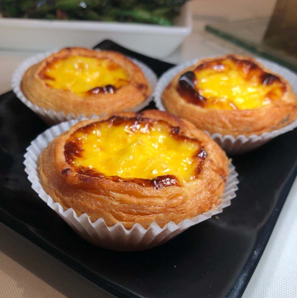 Macao Style Egg Custard (Egg Tart) at Lunasia Chinese Cuisine on #foodmento http://foodmento.com/place/11984