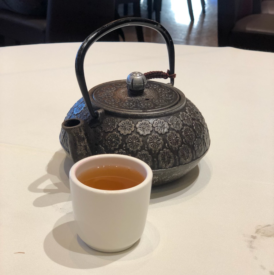Jasmine Tea at Lunasia Chinese Cuisine on #foodmento http://foodmento.com/place/11984