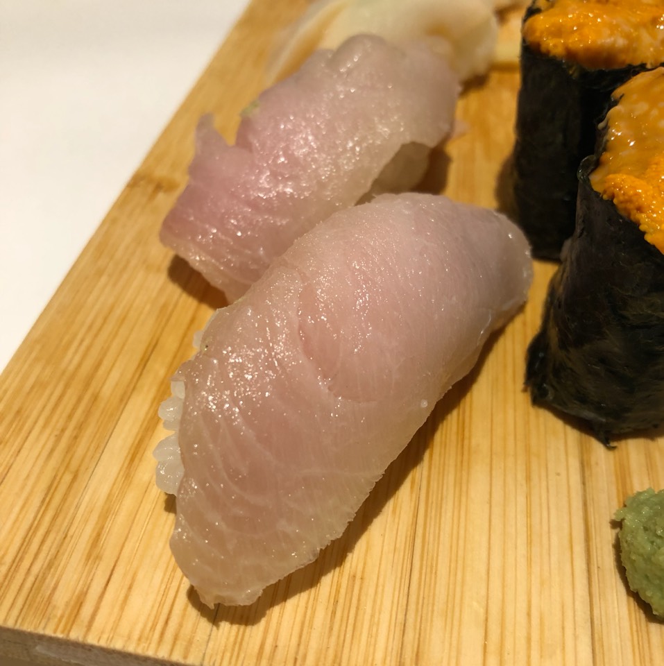 Hamachi Sushi from I-naba restaurant on #foodmento http://foodmento.com/dish/48931