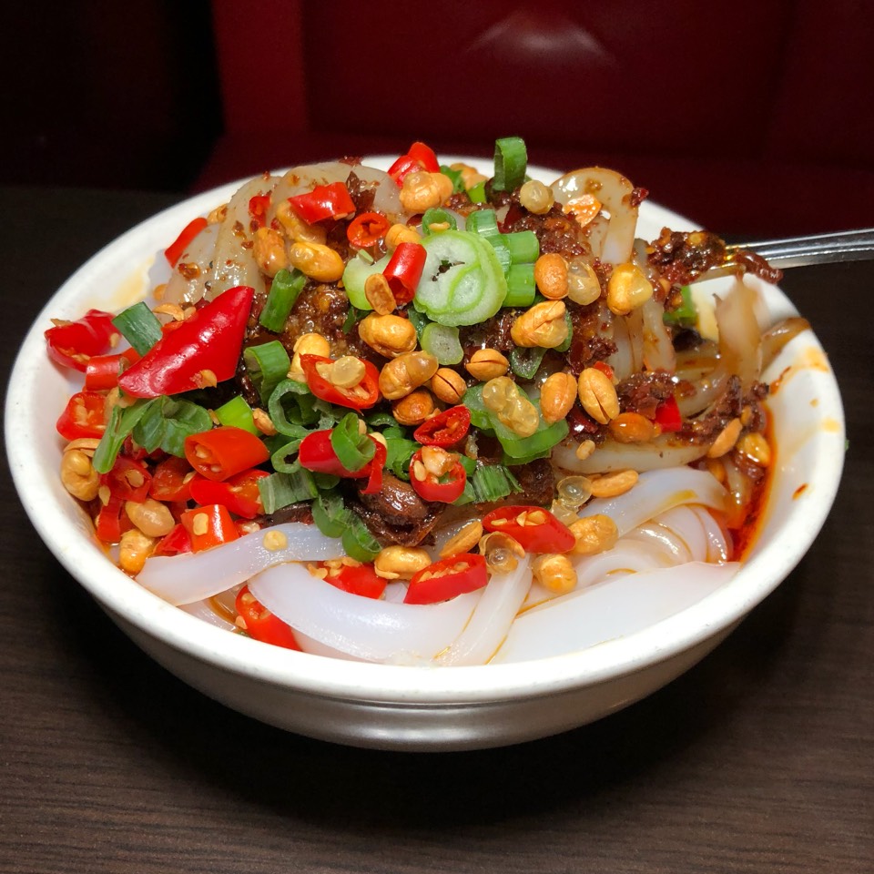 Mung Bean Jelly Noodle, Chili Sauce at Chengdu Taste on #foodmento http://foodmento.com/place/12062
