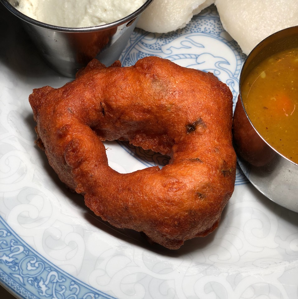 Vada (Lentil Donuts) from Mayura Indian Restaurant on #foodmento http://foodmento.com/dish/47609