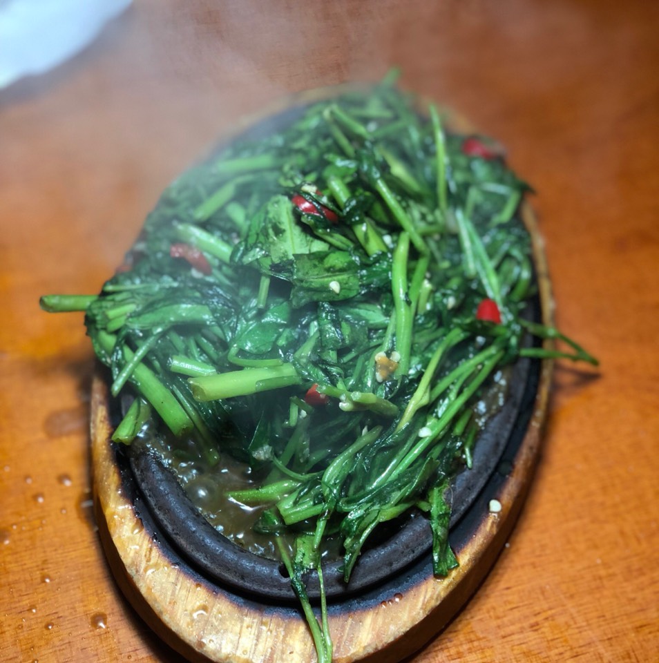 Cah Kangkung (Stir Fried Water Spinach, Garlic Belacan) at Simpang Asia on #foodmento http://foodmento.com/place/12113