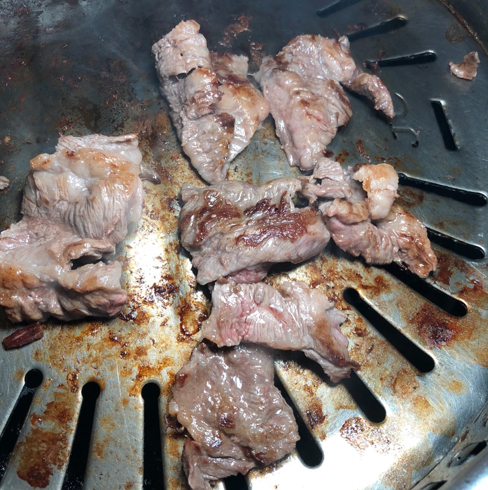 US Kobe Intercoastals Beef (Shoulder) at OO-KOOK Korean BBQ on #foodmento http://foodmento.com/place/12120