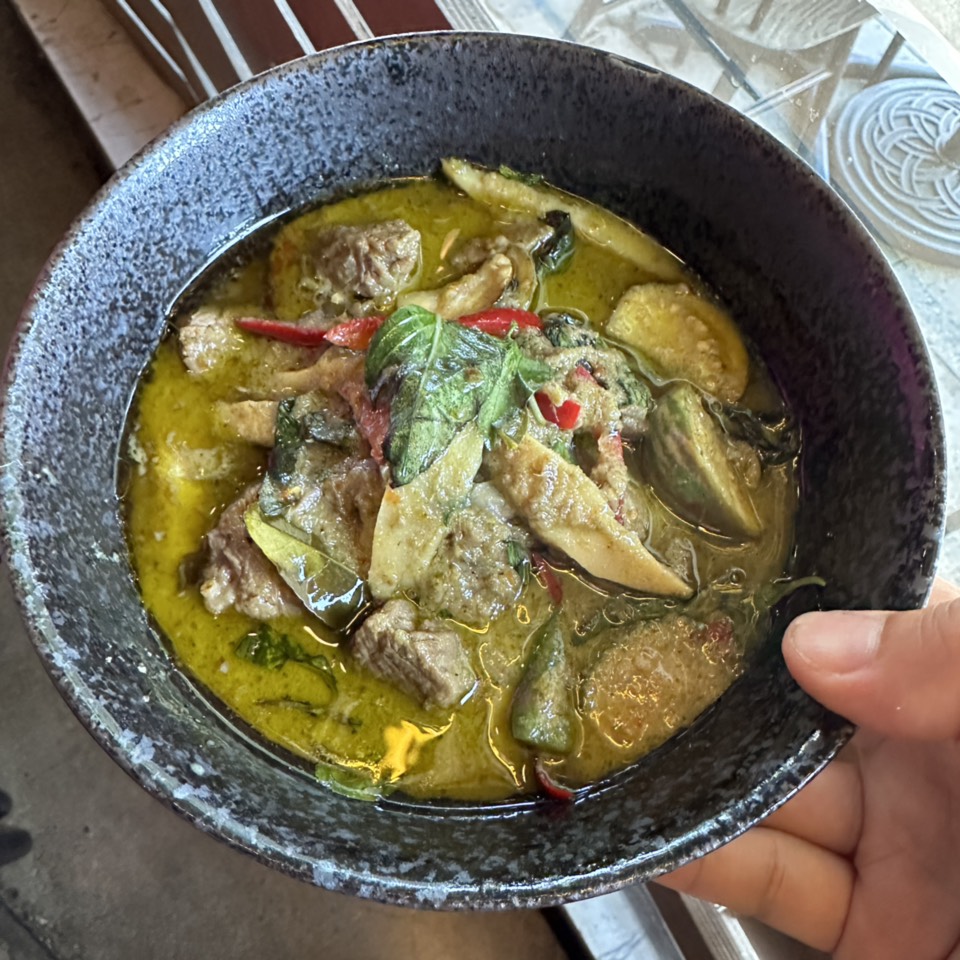 Kaeng Keiw Wann (Thai Green Curry) $17.50 at Chao Krung on #foodmento http://foodmento.com/place/12133