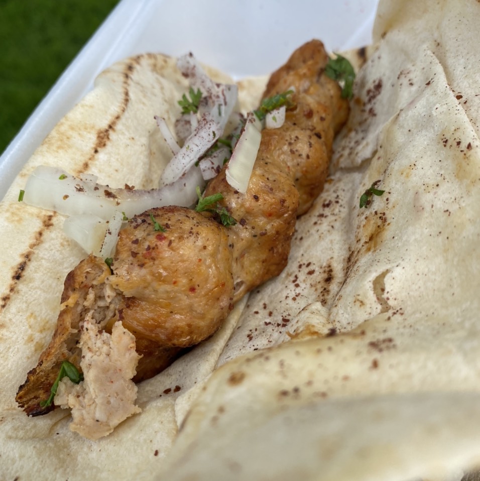 Chicken Lule Kabob at Tonir Cafe on #foodmento http://foodmento.com/place/12176