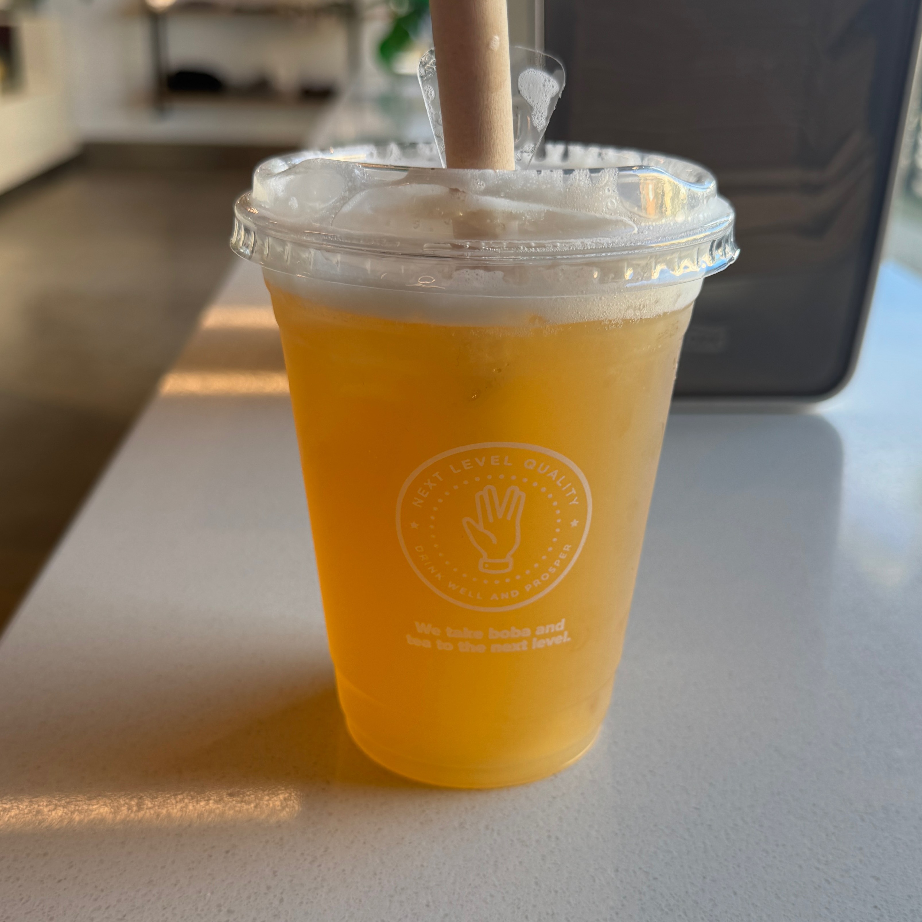 Lychee Oolong Tea $5.38 from Boba Guys on #foodmento http://foodmento.com/dish/61970