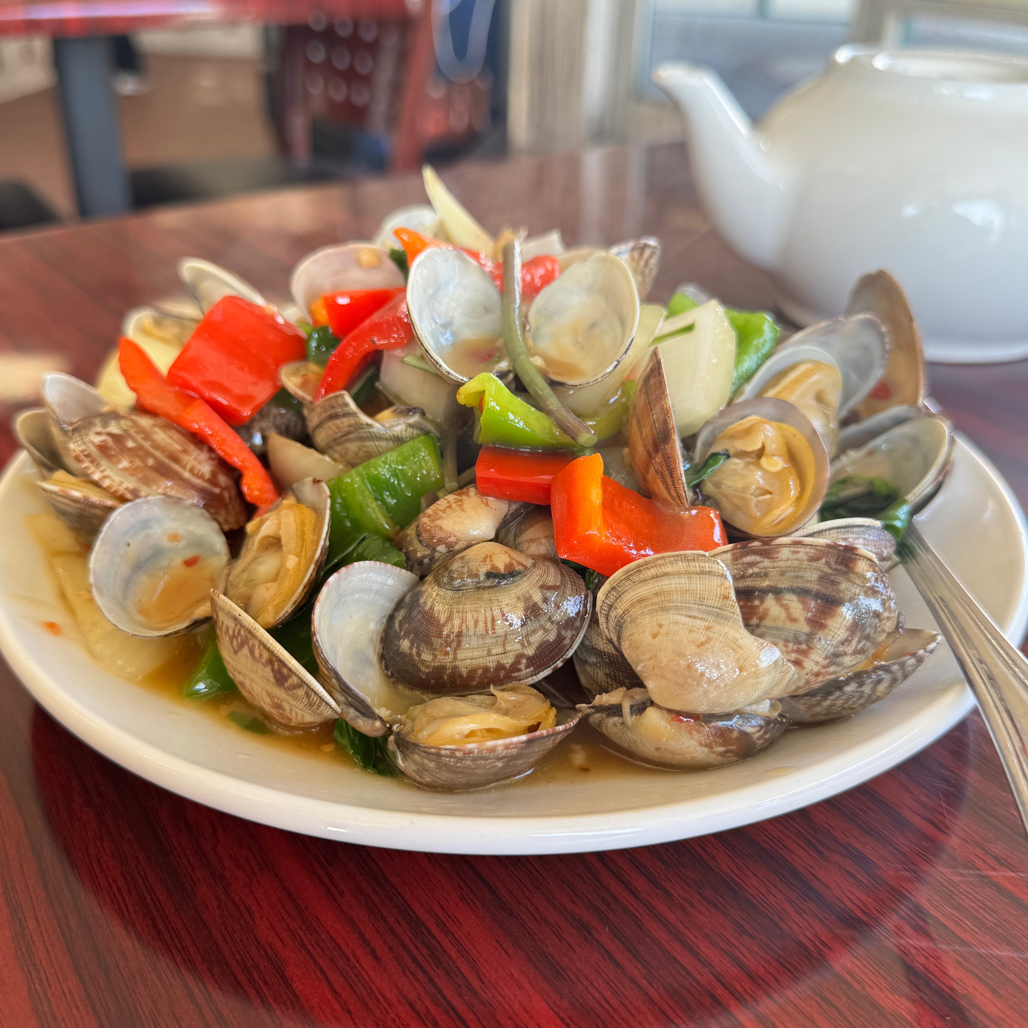 Sauteed clam w/Mint Leaf $14 from Ruby BBQ Food on #foodmento http://foodmento.com/dish/57382