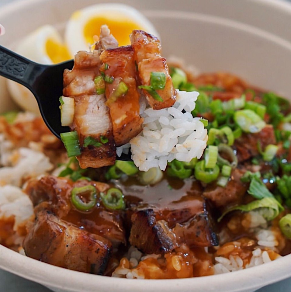 Pork Belly Adobo Bowl from Oi Asian Fusion on #foodmento http://foodmento.com/dish/47718
