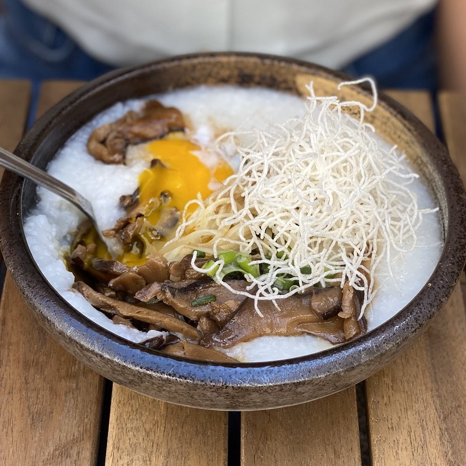Its A Joke (Rice Porridge, Shiitake Mushroom, Poched Egg) at Otus Thai Kitchen & Coffee on #foodmento http://foodmento.com/place/12322