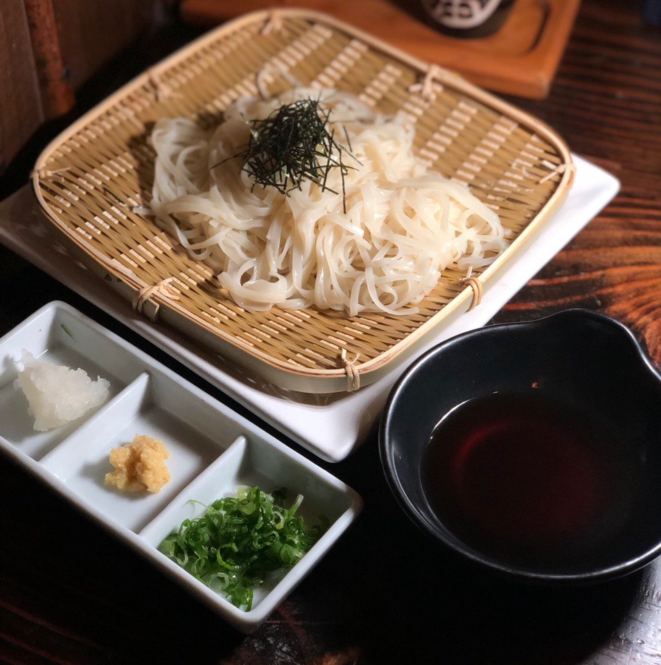 Inaniwa Cold Udon from Izakaya Hachi on #foodmento http://foodmento.com/dish/47557