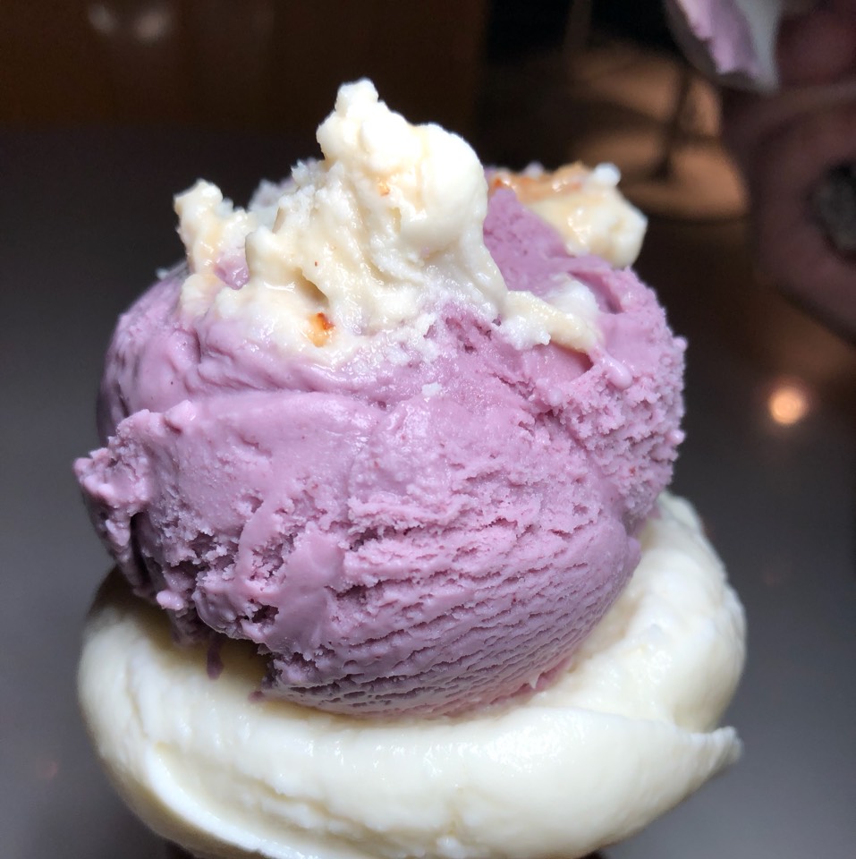 Wildberry Lavender Ice Cream at Jeni's Splendid Ice Creams on #foodmento http://foodmento.com/place/12340