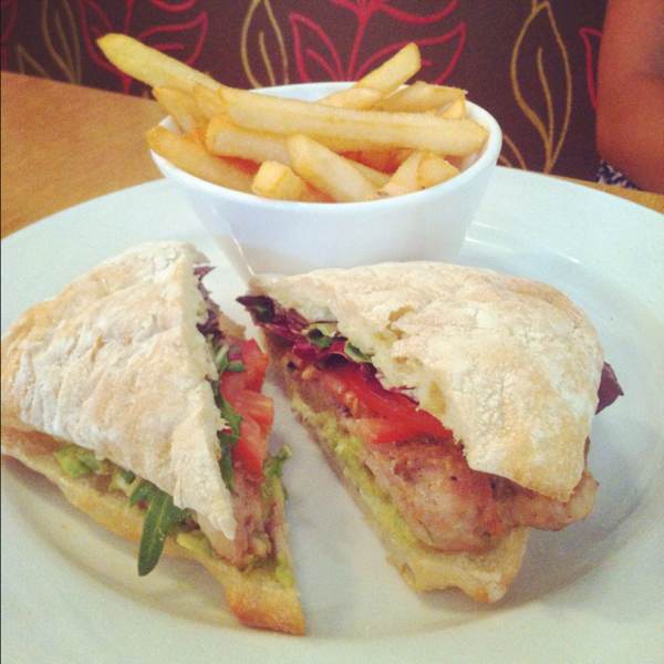 Grilled Chicken Sandwich (avocado & bacon) from Graze on #foodmento http://foodmento.com/dish/876