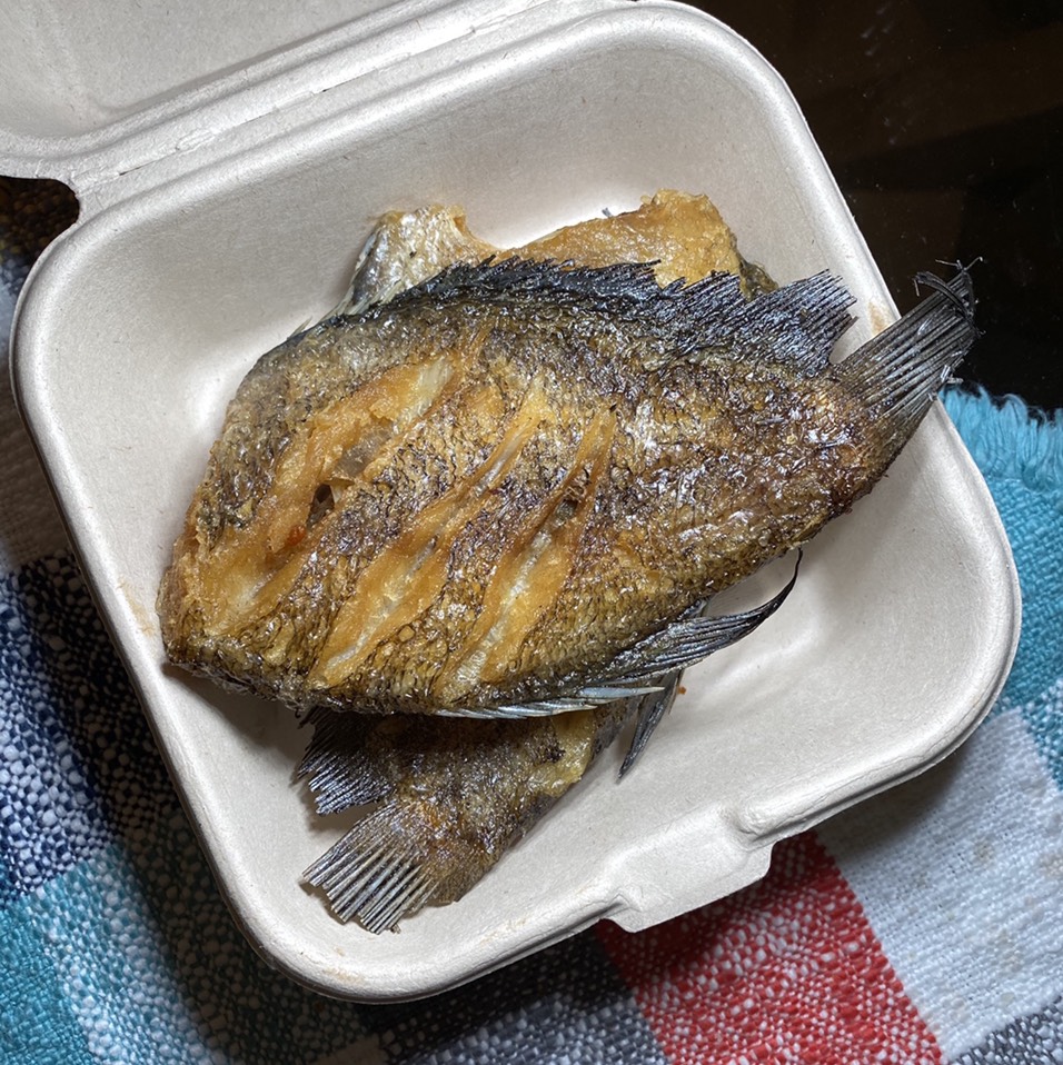 Deep Fried Gourami Fish (Pla Salid Tod) from Northern Thai Food on #foodmento http://foodmento.com/dish/48360