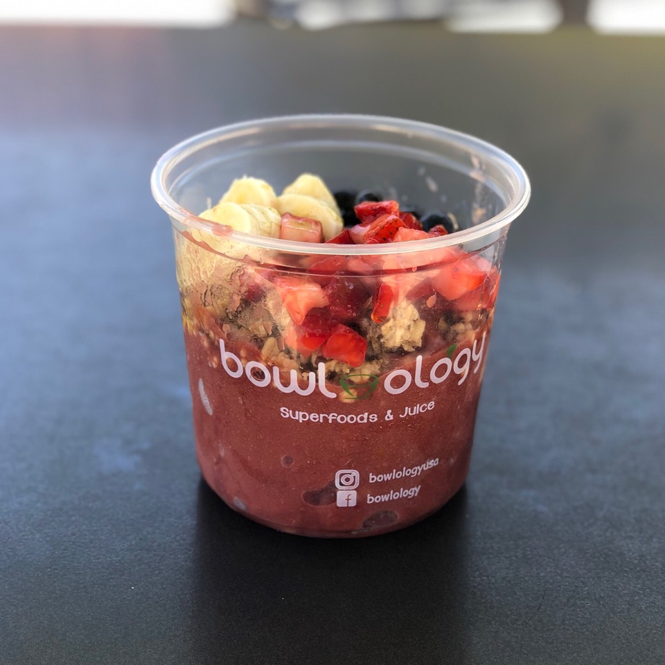 Ocean Acai Bowl on #foodmento http://foodmento.com/dish/48471