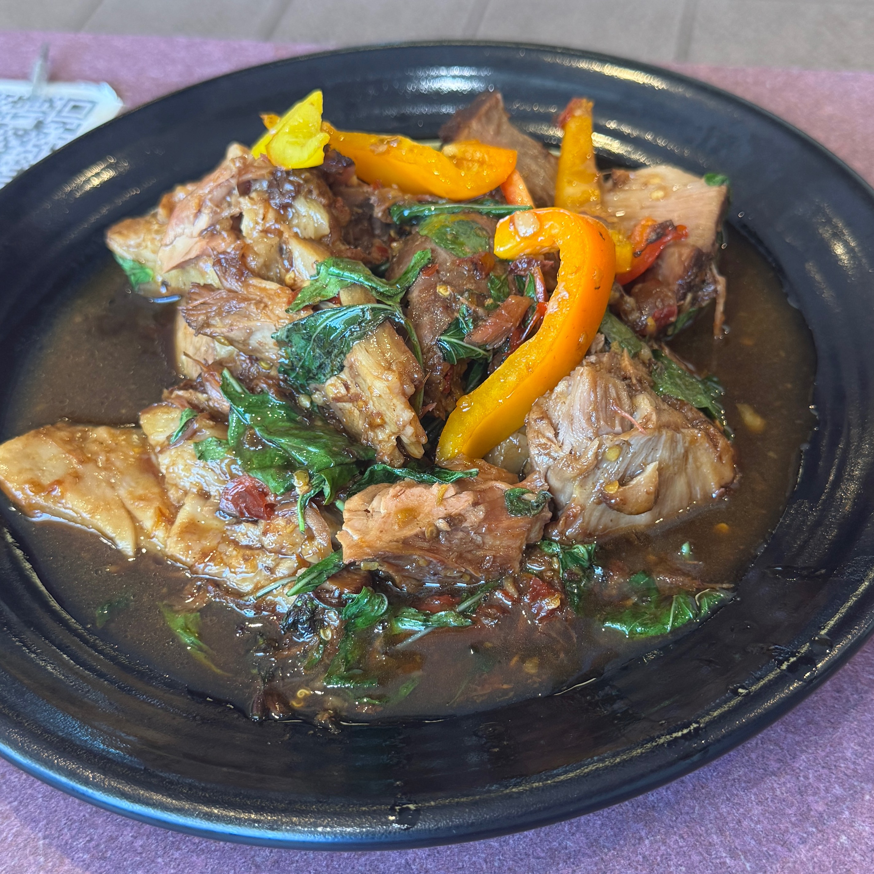 Spicy Basil With Stewed Pork Leg $20 at Siam Sunset on #foodmento http://foodmento.com/place/12580