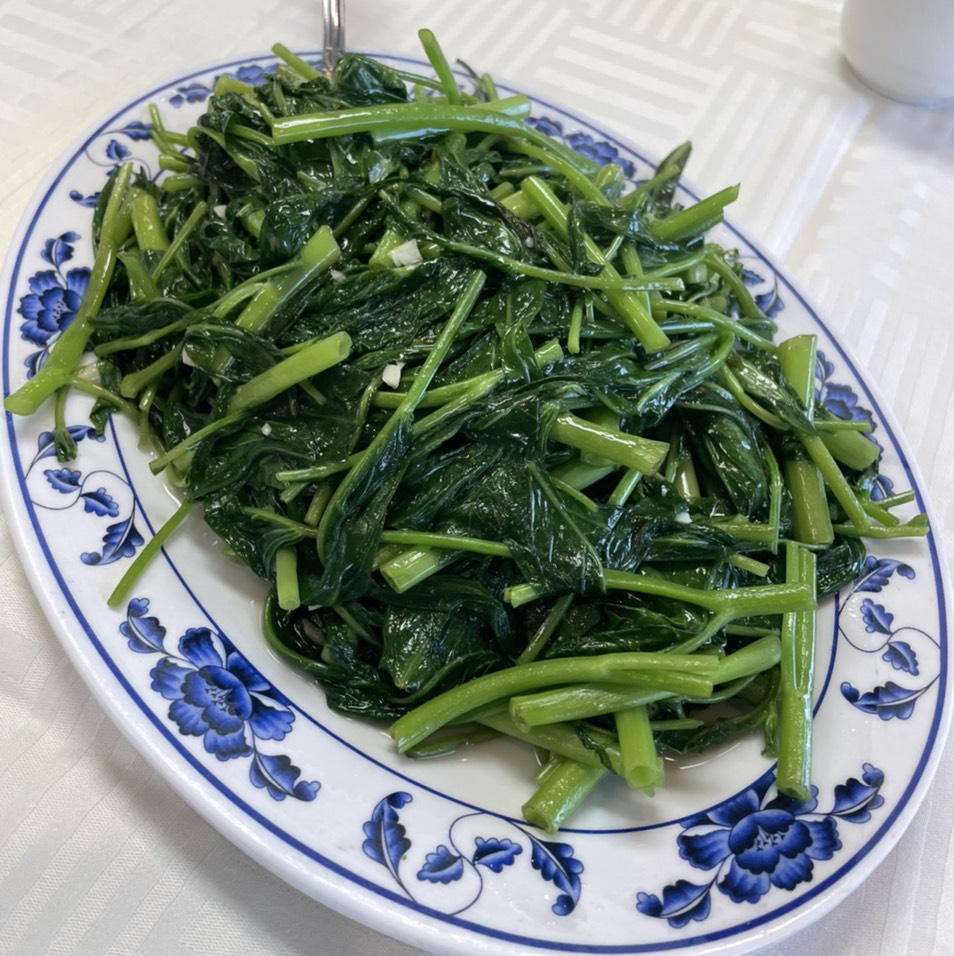 Ong Choy With Garlic (Kang Kong) from Boston Lobster (Rosemead) on #foodmento http://foodmento.com/dish/48700