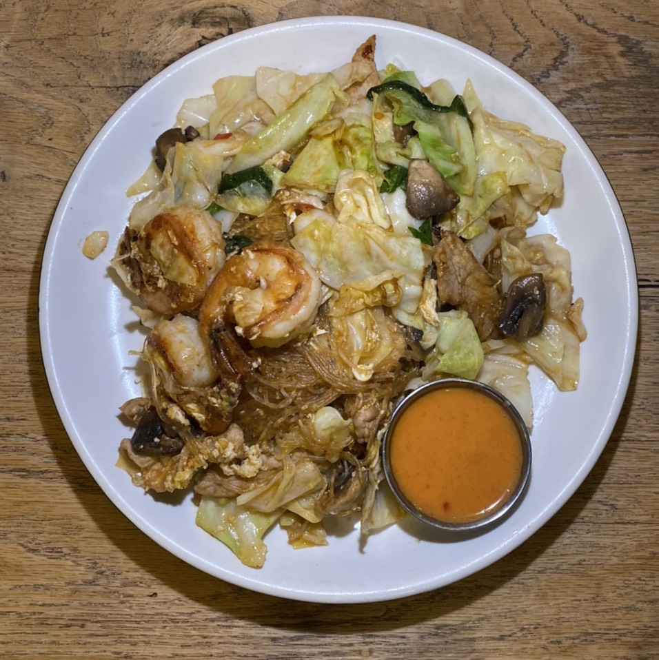 Woki Suki (Glass Noodle, Pork Shrimp, Mushroom, Egg) at The Thai Thing on #foodmento http://foodmento.com/place/12678