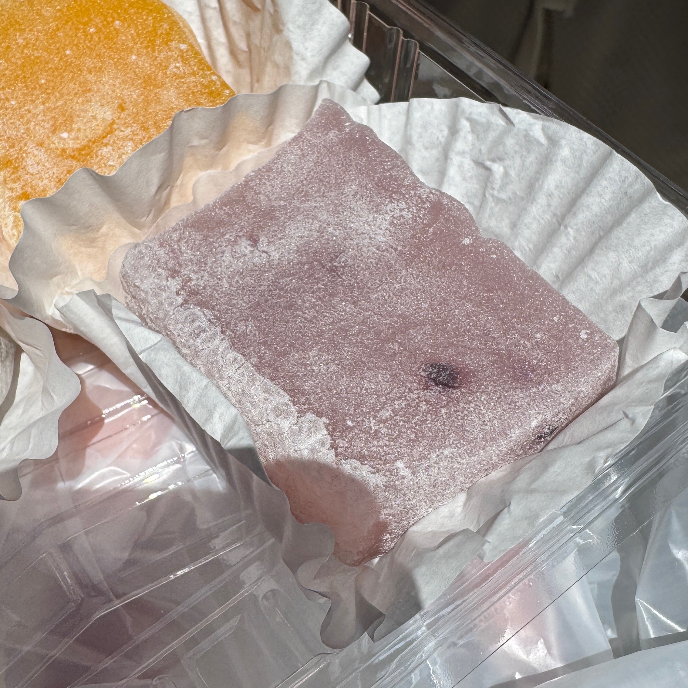 Blueberry Mochi $2 at Fugetsu-Do Sweet Shop on #foodmento http://foodmento.com/place/12701